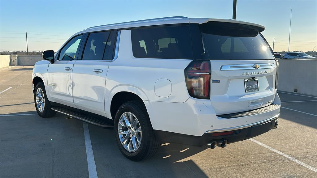 Used 2023 Chevrolet Suburban Premier image 10