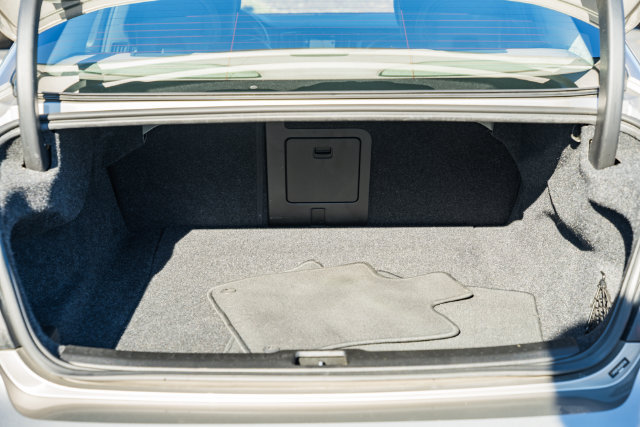 Used 2019 Volvo S60 T5 Momentum w/ Premium Package FWD image 9