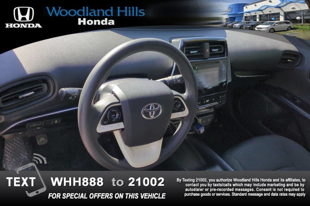 Used 2017 Toyota Prius Two w/ Carpet Mat Package FWD image 9