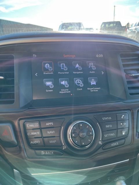 Used 2018 Nissan Pathfinder Platinum AWD/4WD image 46