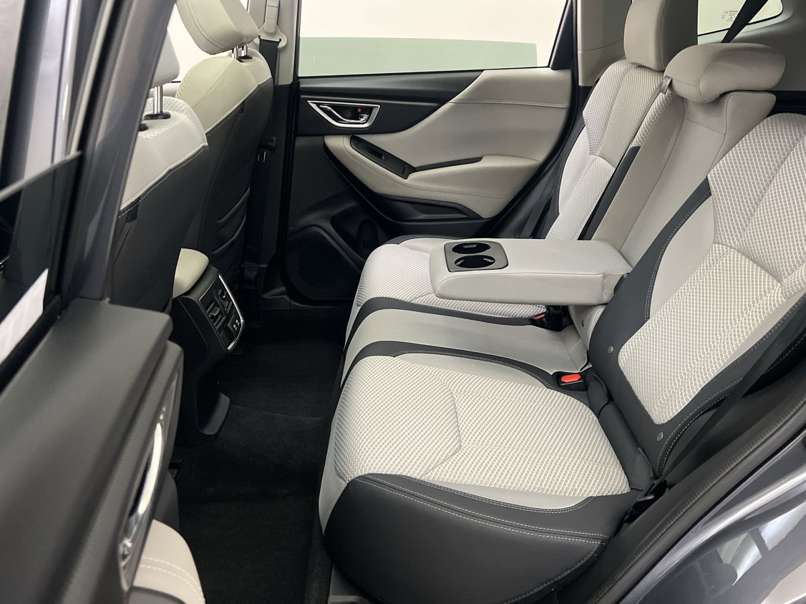 Used 2022 Subaru Forester Premium image 23