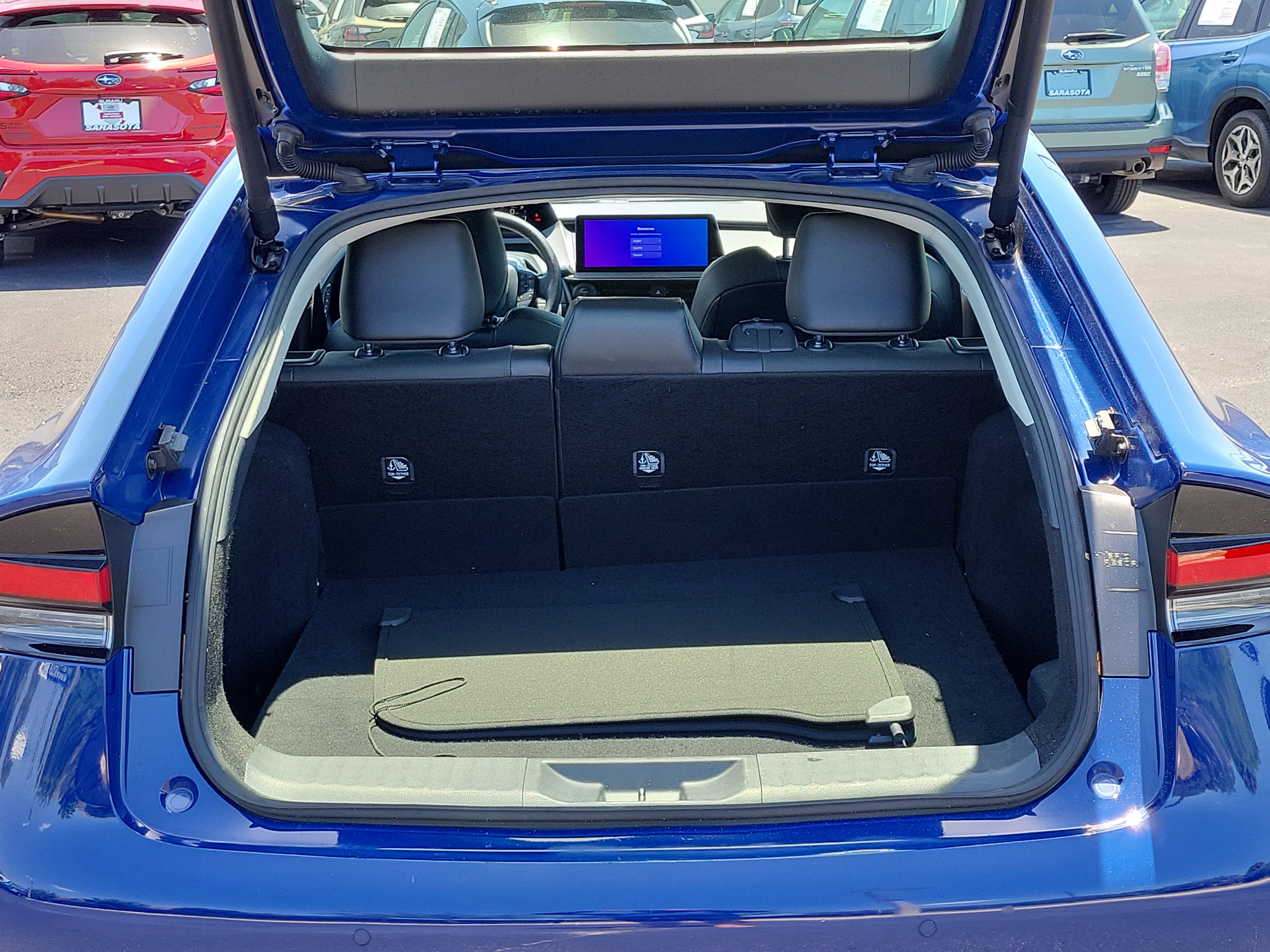 Used 2024 Toyota Prius Limited w/ Limited Premium Package FWD image 11