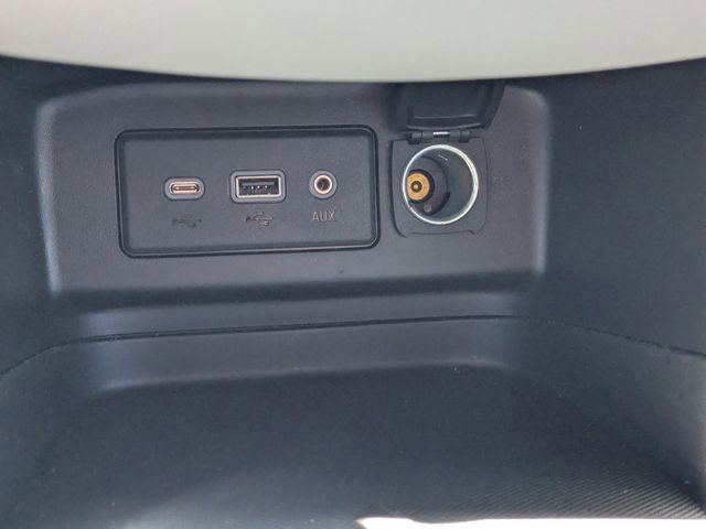 Certified 2024 Chevrolet Equinox LS w/ Midnight Edition FWD image 23