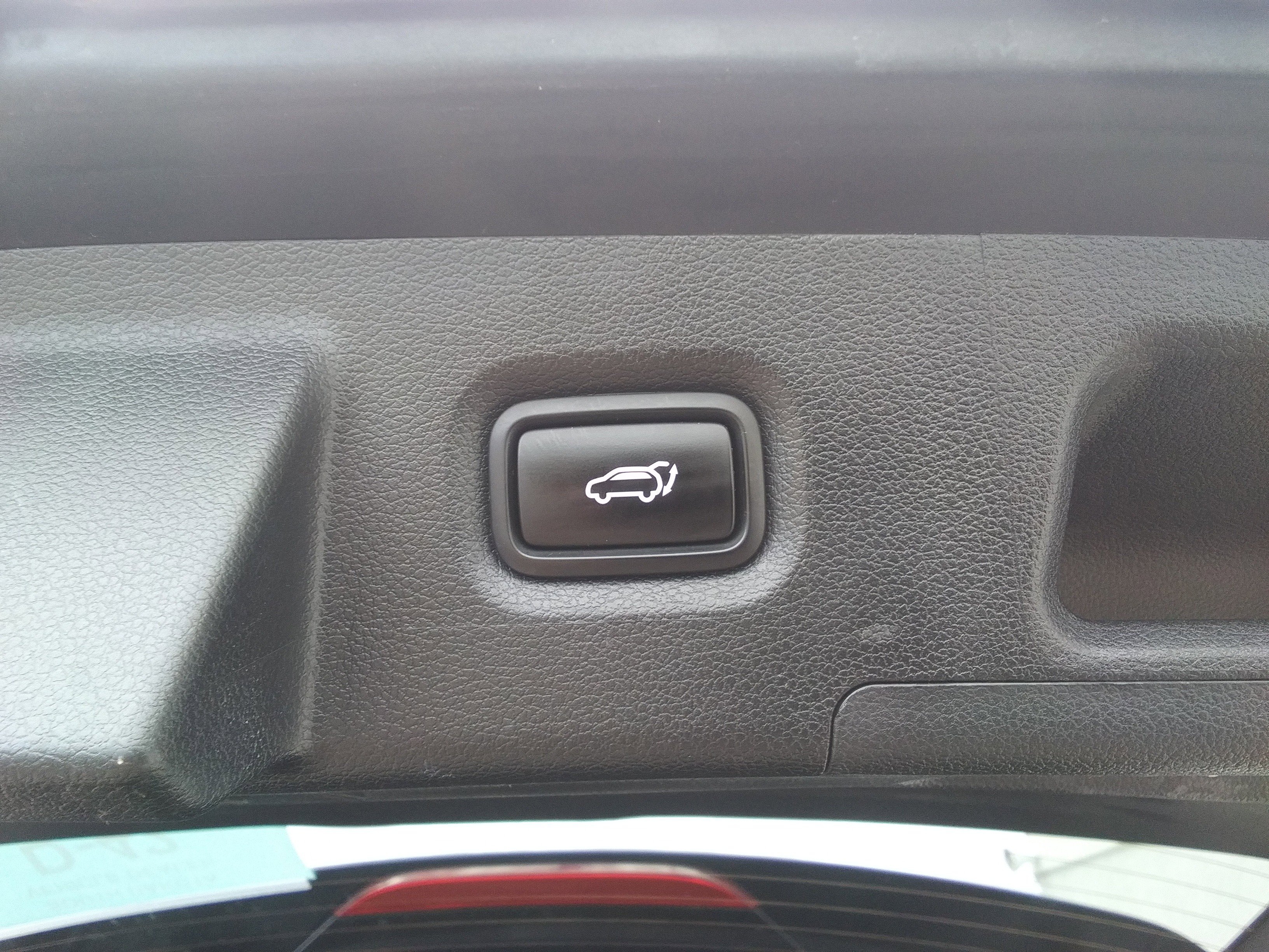 Used 2022 Hyundai Santa Fe Limited AWD/4WD image 9