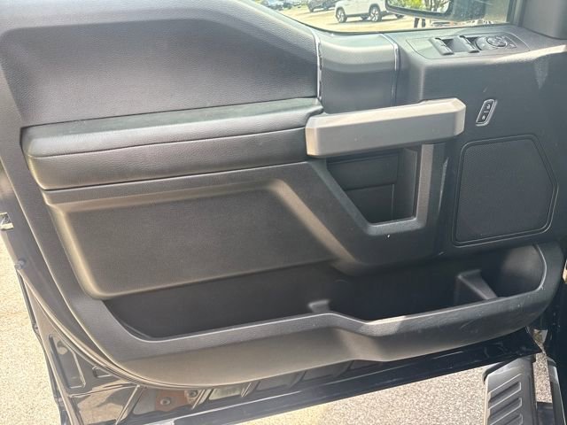 Used 2016 Ford F150 XLT w/ Equipment Group 302A Luxury image 13