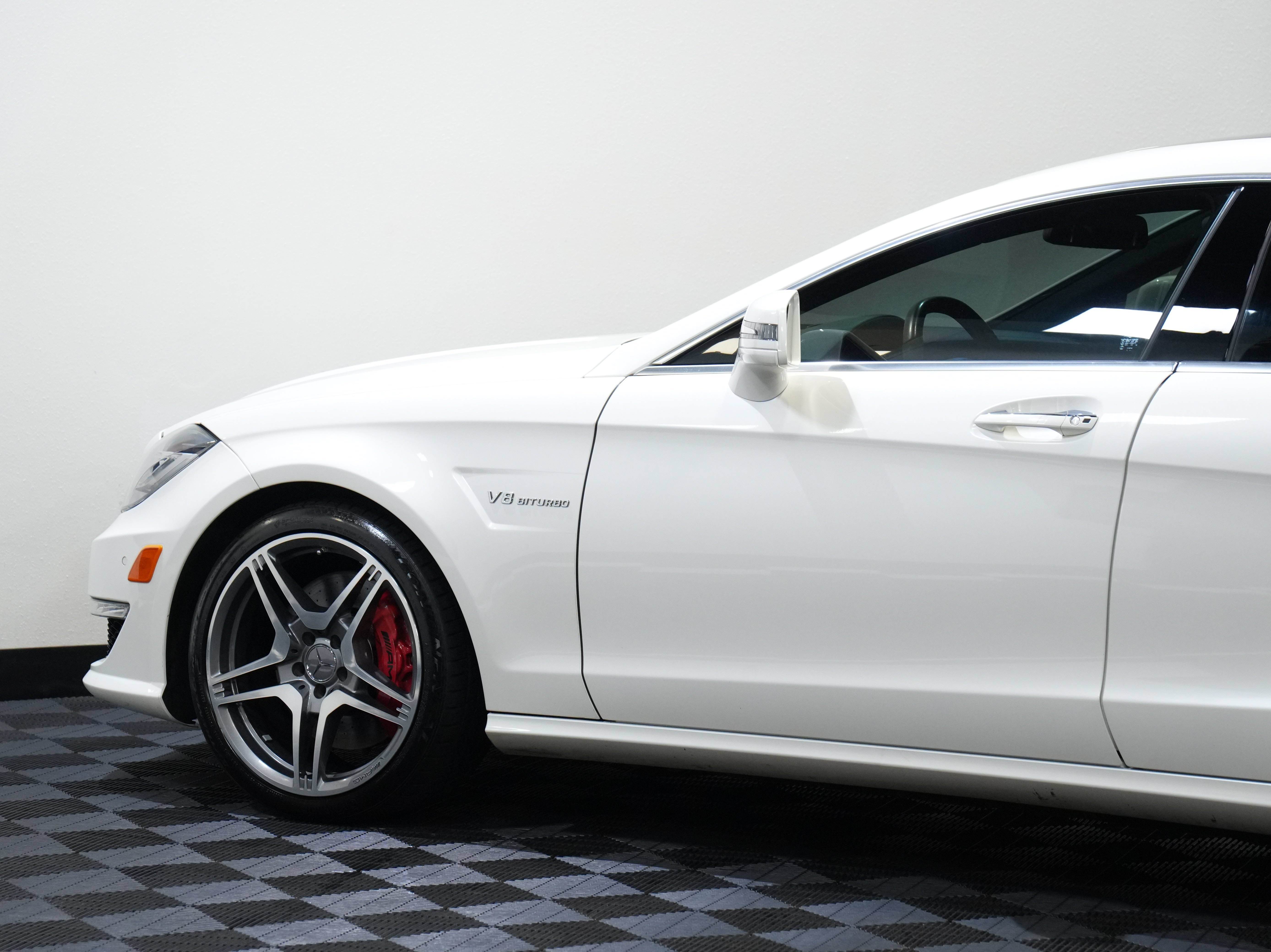 Used 2013 Mercedes-Benz CLS 63 AMG image 20