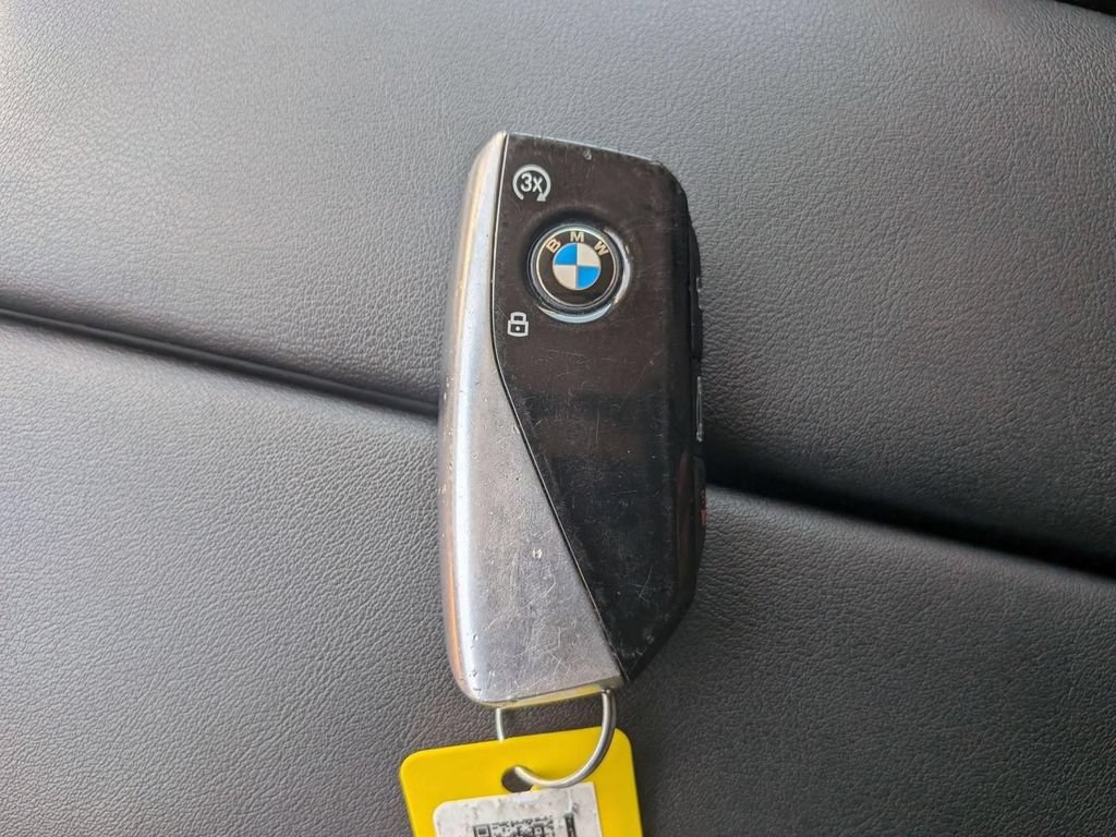Used 2025 BMW X7 xDrive40i w/ Premium Package AWD/4WD image 30