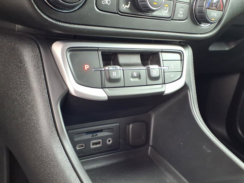 Used 2022 GMC Terrain SLT image 15