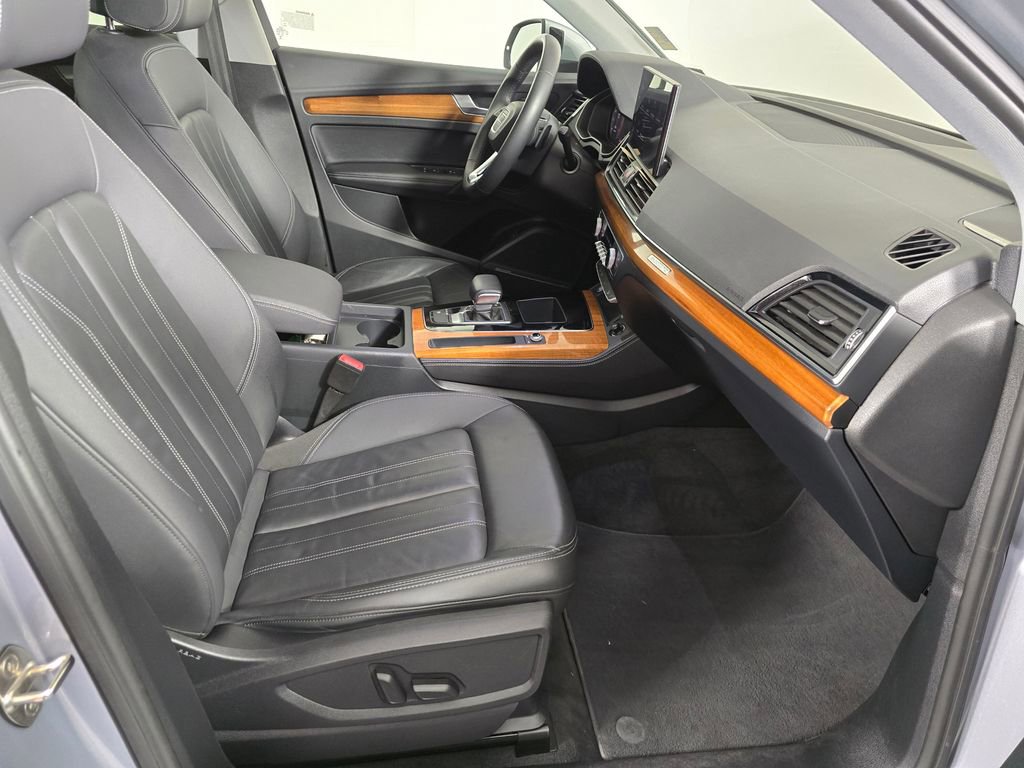 Used 2023 Audi Q5 2.0T Premium Plus AWD/4WD image 11