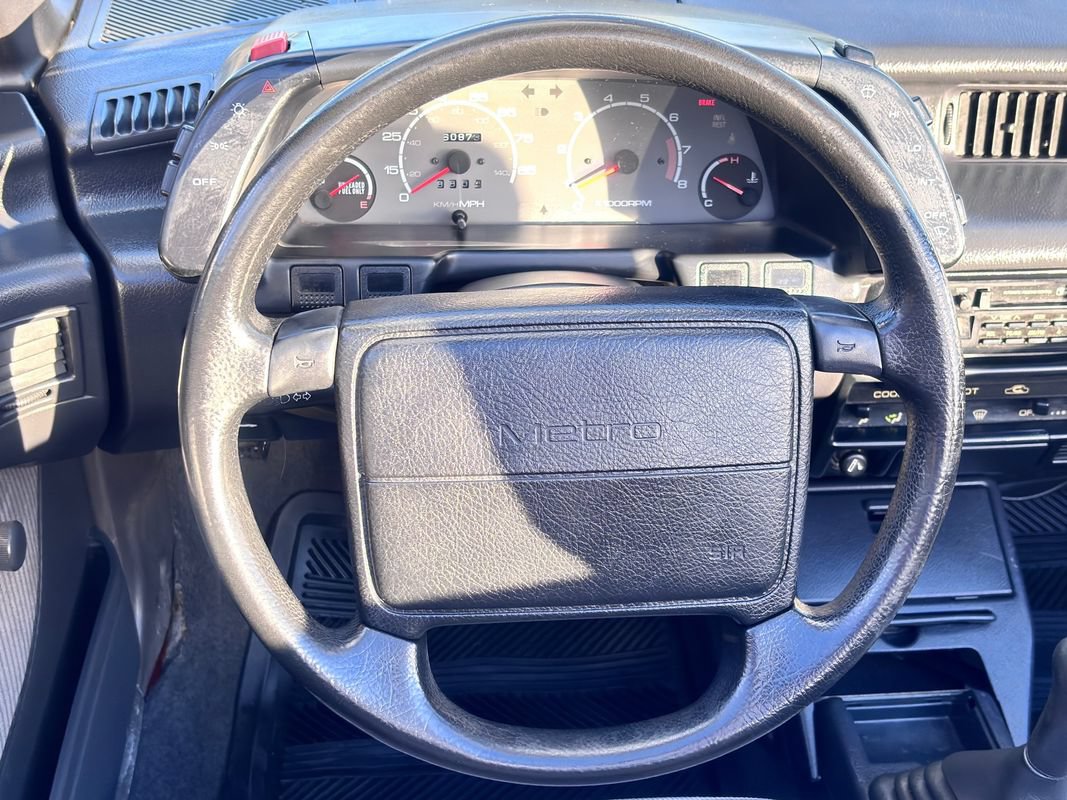 Used 1991 Geo Metro LSi FWD image 14