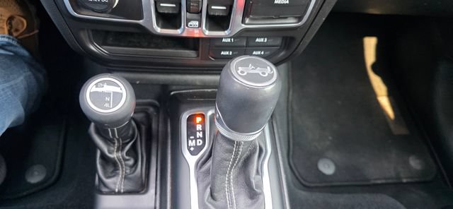 Used 2018 Jeep Wrangler Unlimited Sahara AWD/4WD image 24