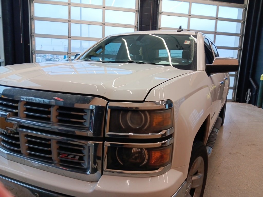 Used 2015 Chevrolet Silverado 1500 LTZ Z71 w/ LTZ Plus Package image 6