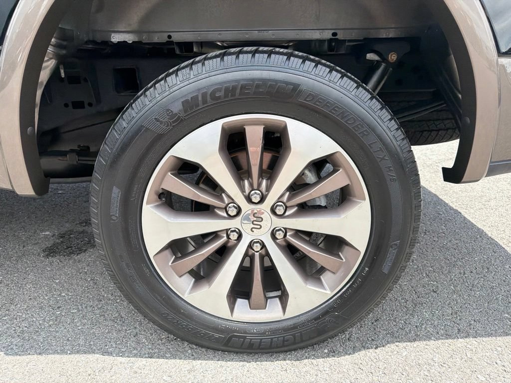 Used 2019 Ford F150 King Ranch w/ Equipment Group 601A Luxury AWD/4WD image 12