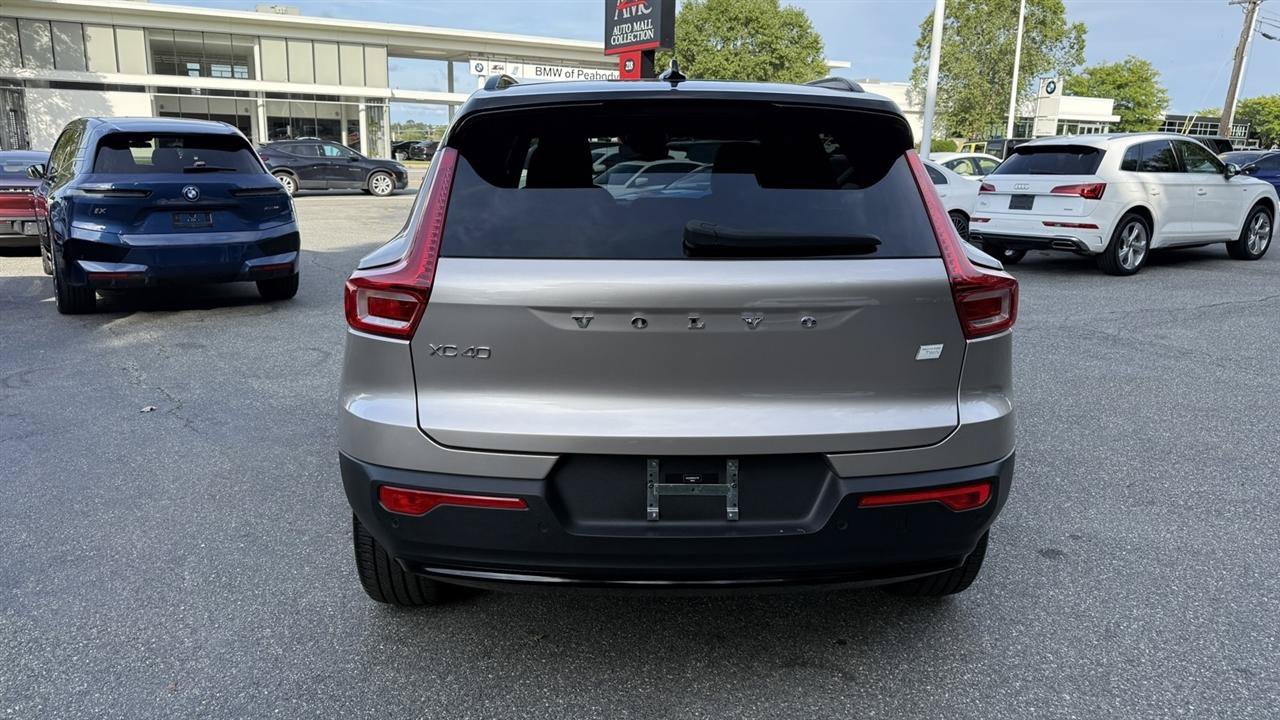 Used 2023 Volvo XC40 Recharge Ultimate AWD/4WD image 15