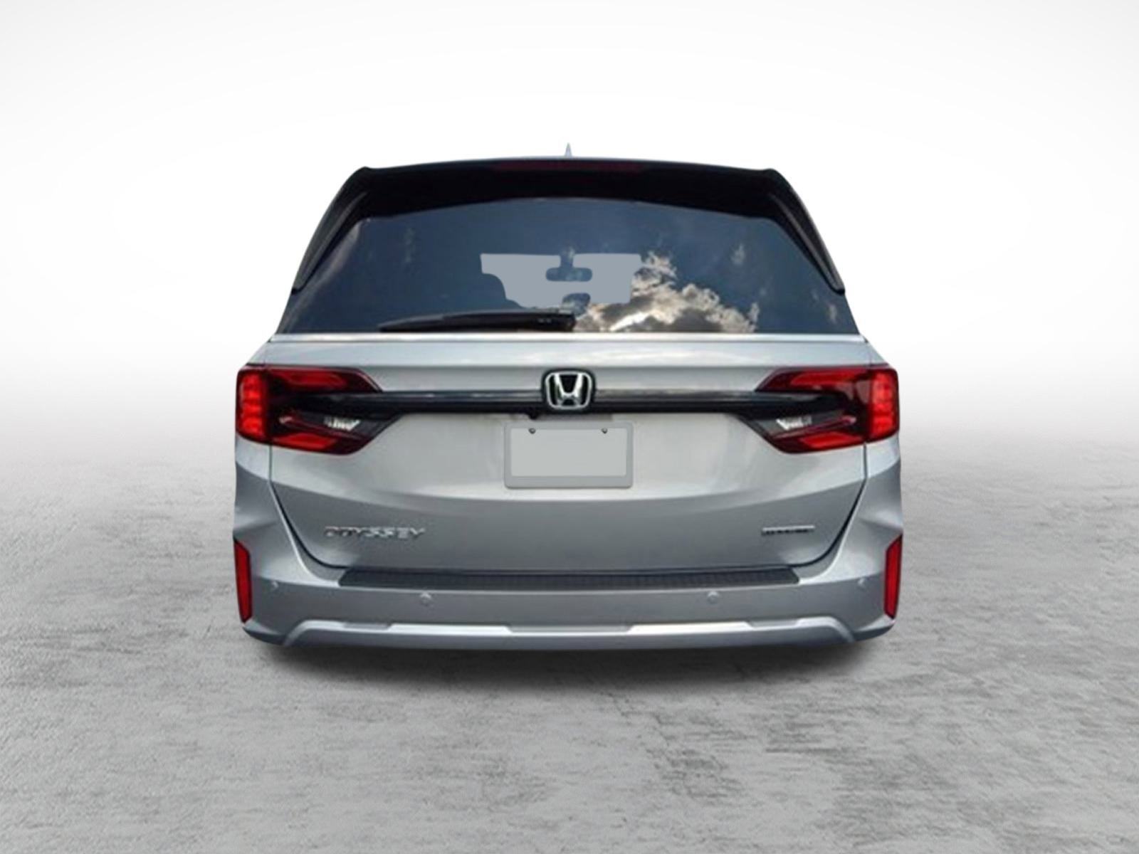 New 2026 Honda Odyssey Touring image 4