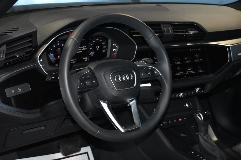 Certified 2025 Audi Q3 2.0T Premium w/ Convenience Package image 2