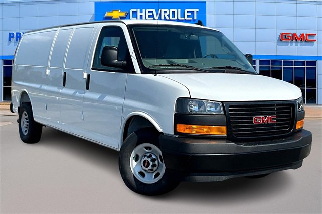 New 2025 GMC Savana 3500 Extended w/ Driver Convenience Package