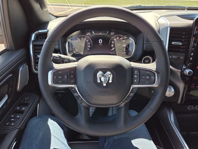 Used 2025 RAM 1500 Laramie AWD/4WD image 13