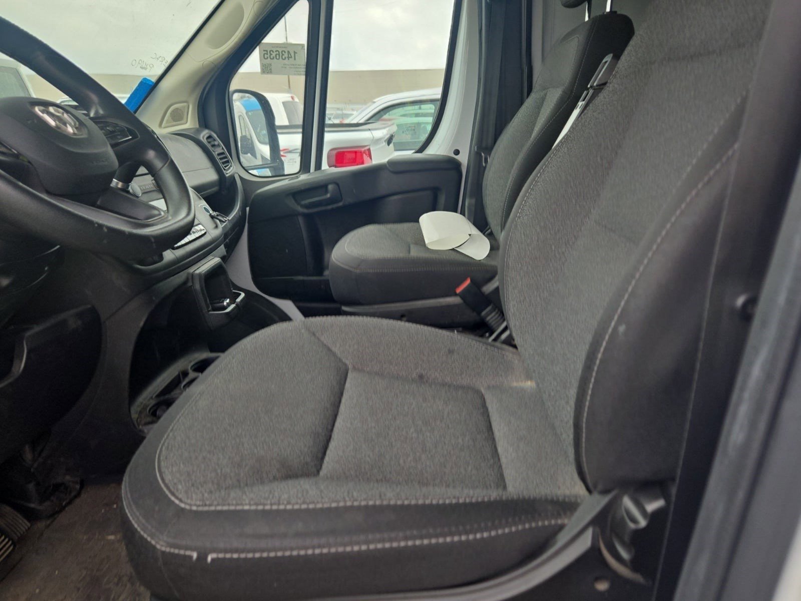Used 2023 RAM ProMaster 2500 FWD image 10