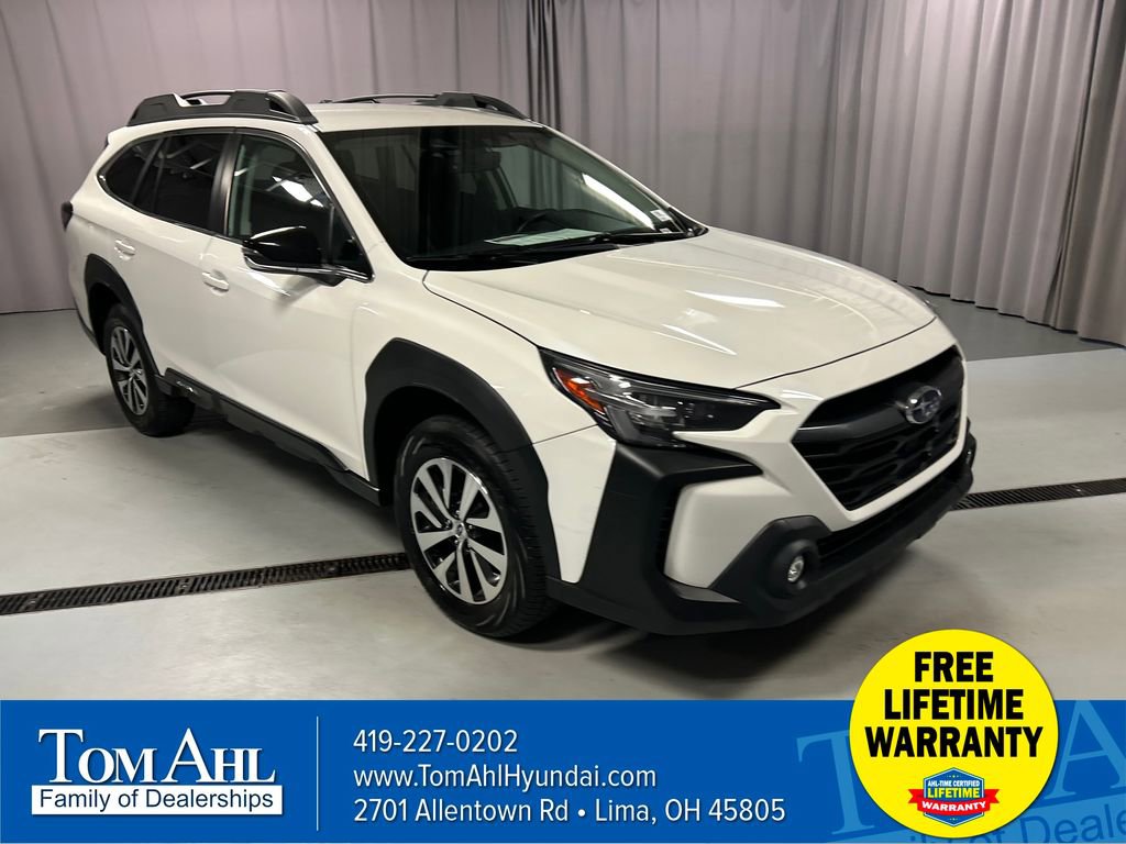 Used 2024 Subaru Outback Premium AWD/4WD image 1