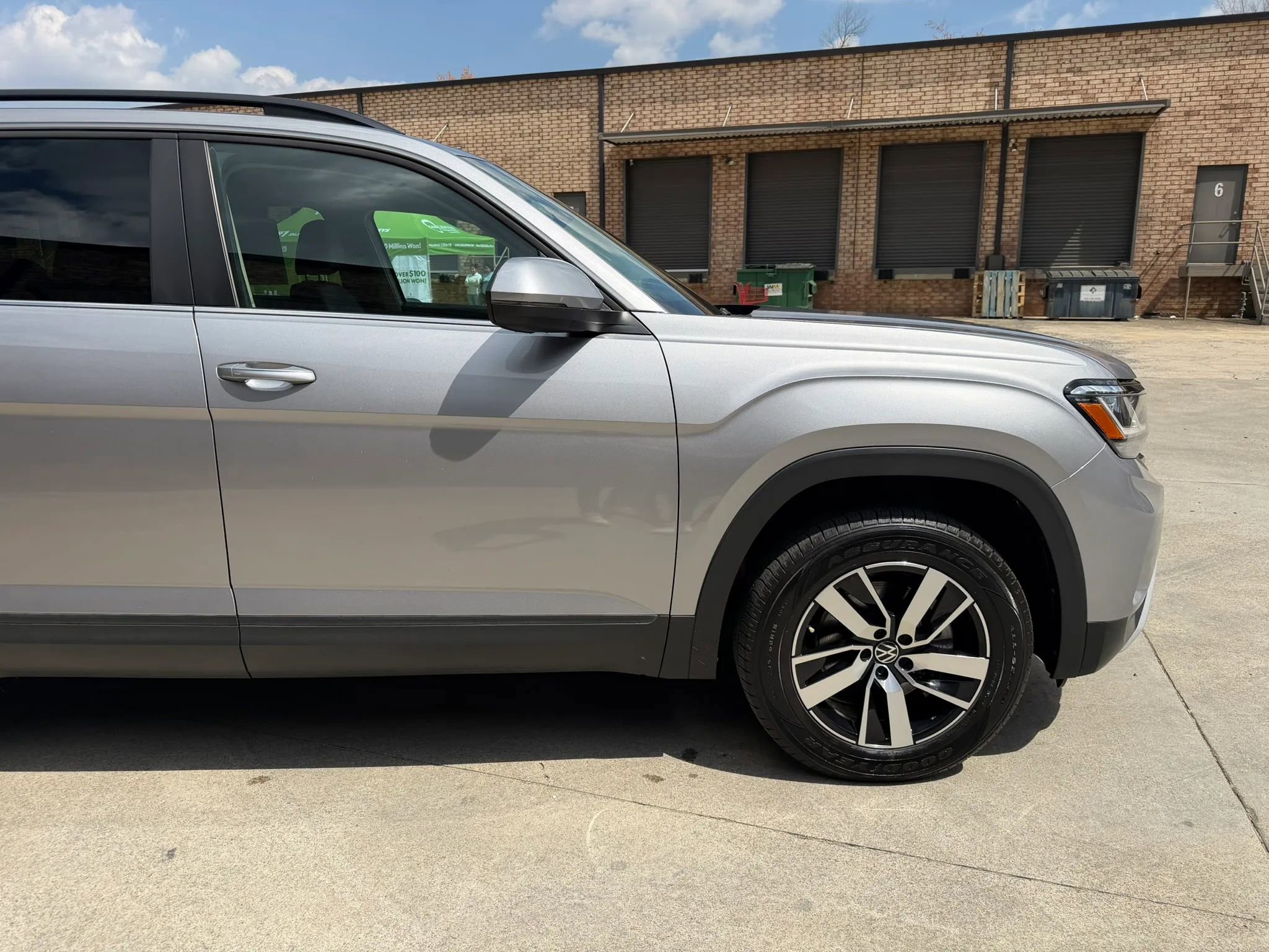 Used 2022 Volkswagen Atlas SE FWD image 11