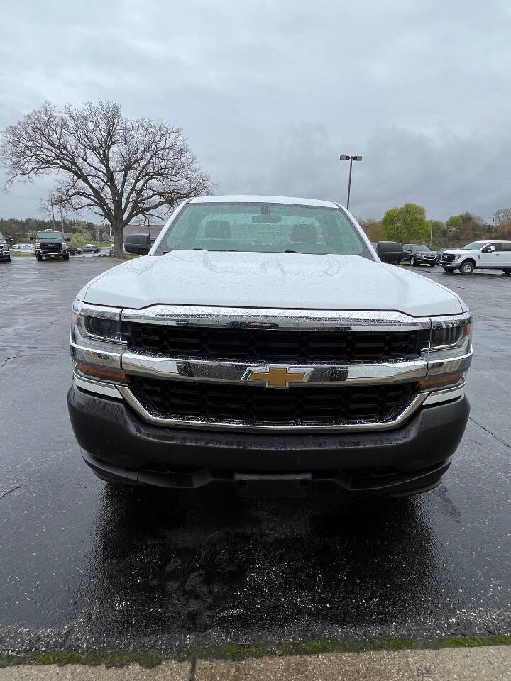 Used 2018 Chevrolet Silverado 1500 W/T w/ WT Fleet Convenience Package AWD/4WD image 3