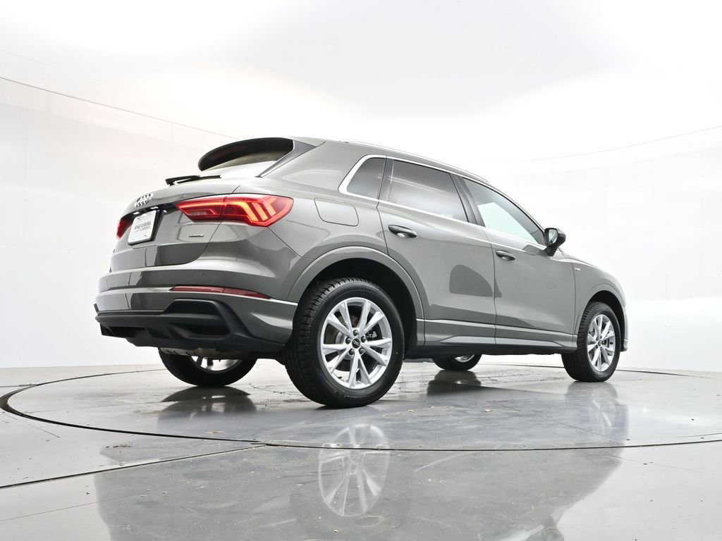 Used 2024 Audi Q3 2.0T Premium AWD/4WD image 36