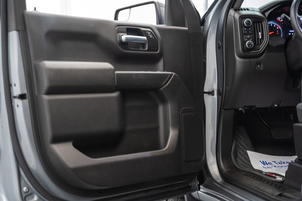 Used 2021 Chevrolet Silverado 1500 Custom Trail Boss AWD/4WD image 40