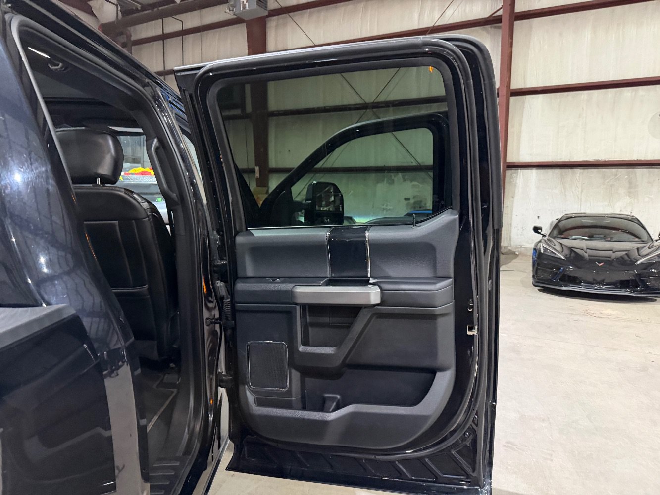 Used 2020 Ford F350 Platinum AWD/4WD image 19
