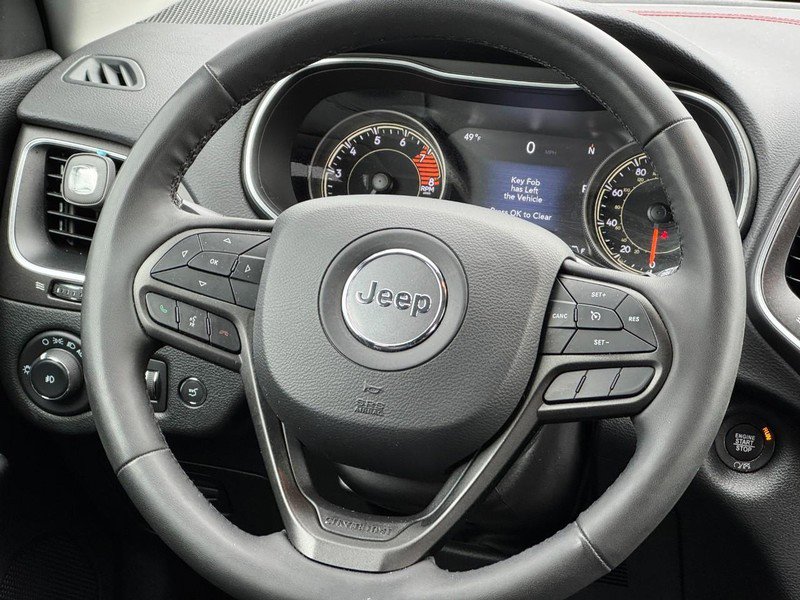 Used 2022 Jeep Cherokee Trailhawk w/ Comfort/Convenience Group image 12