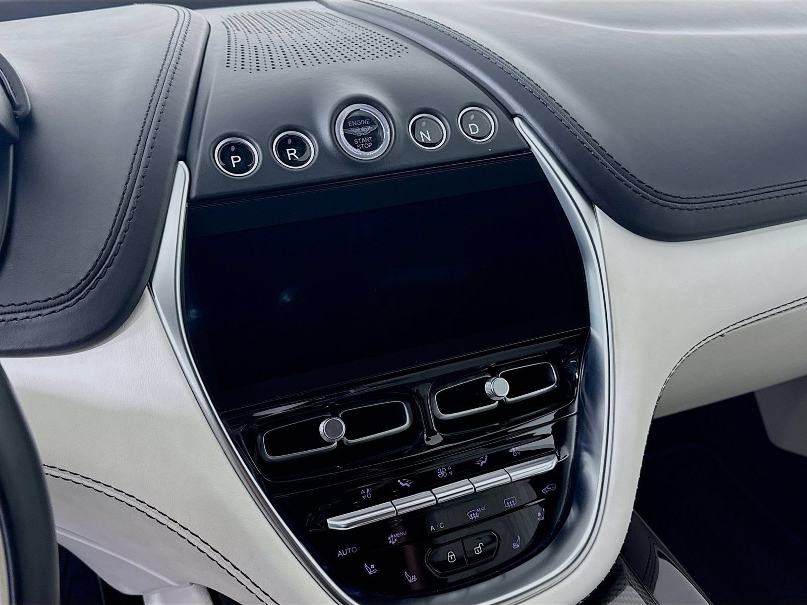 Used 2023 Aston Martin DBX 707 AWD/4WD image 13