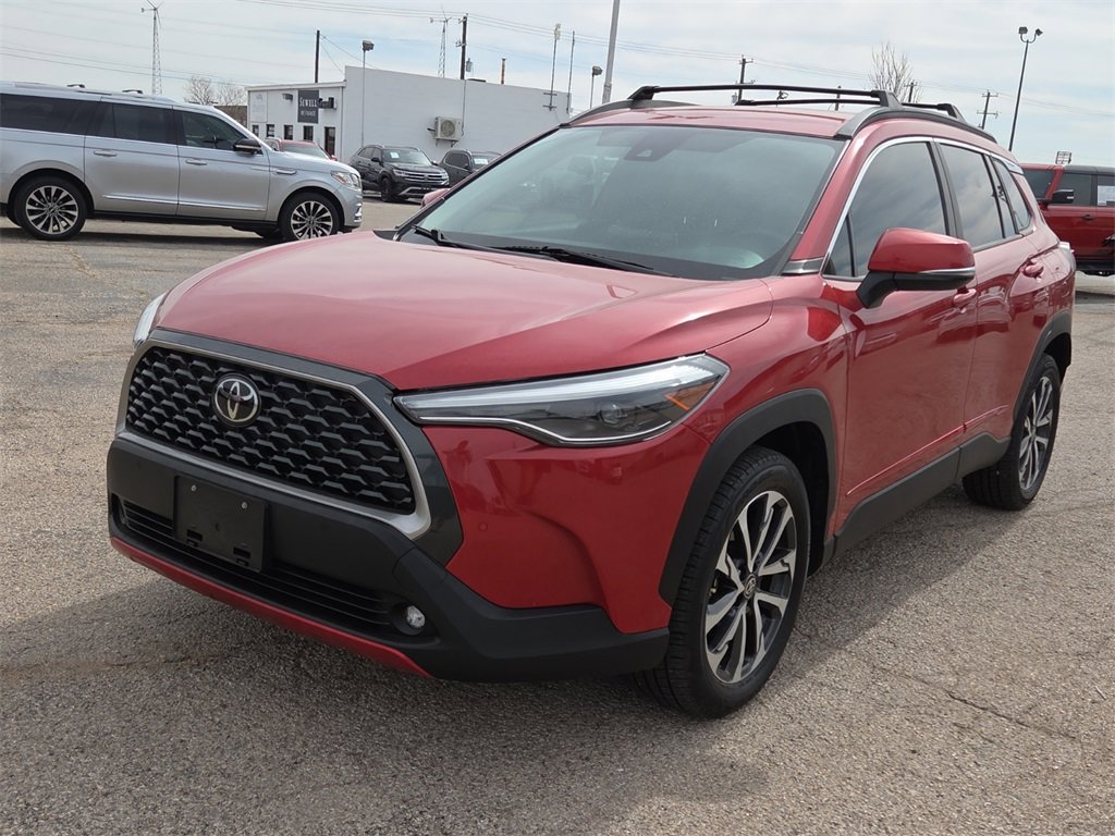 Used 2022 Toyota Corolla Cross XLE