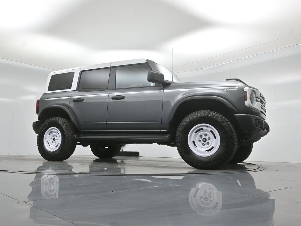 New 2026 Ford Bronco Heritage Edition AWD/4WD image 3