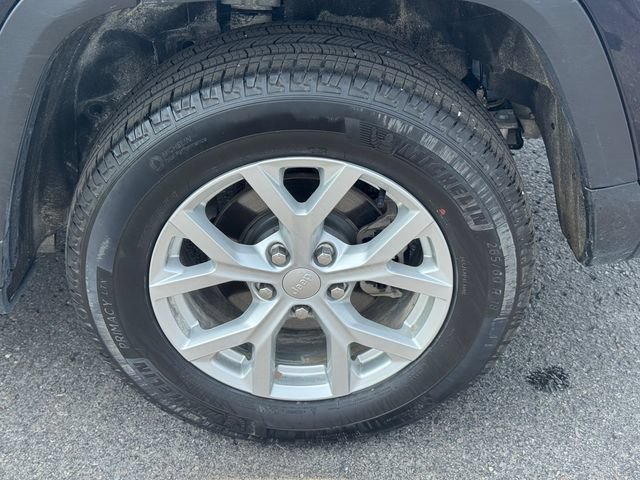 Certified 2023 Jeep Grand Cherokee Limited AWD/4WD image 11