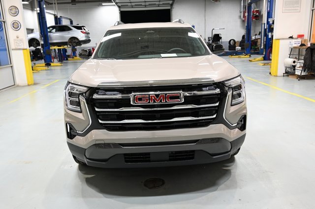 New 2026 GMC Terrain Elevation w/ Elevation Premium Package image 2