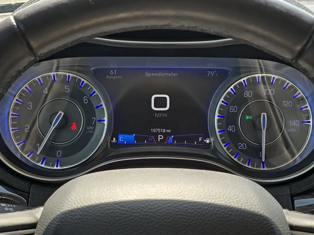 Used 2018 Chrysler 300 Touring w/ Sport Appearance Package image 27