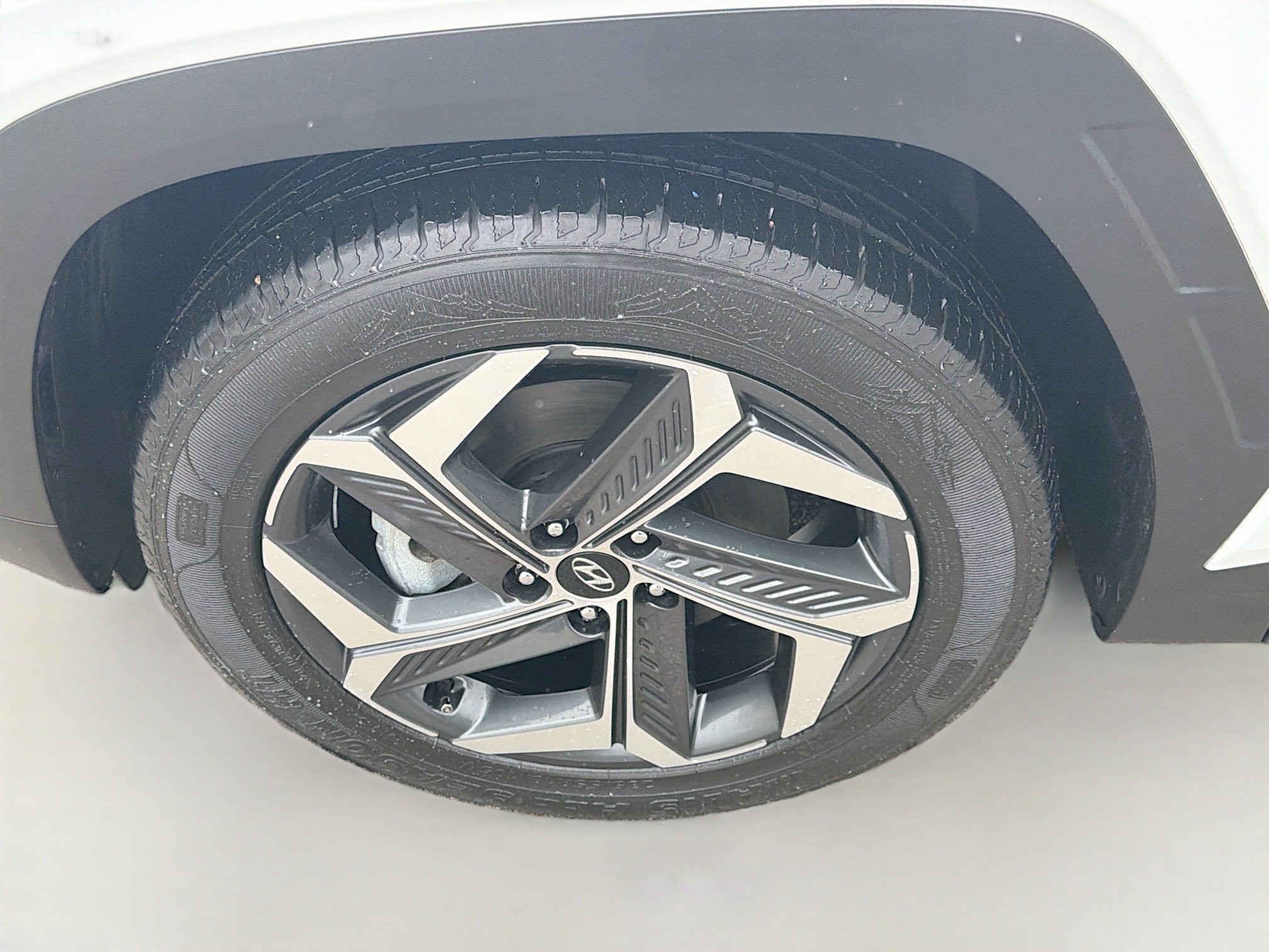 Used 2022 Hyundai Tucson Limited image 35