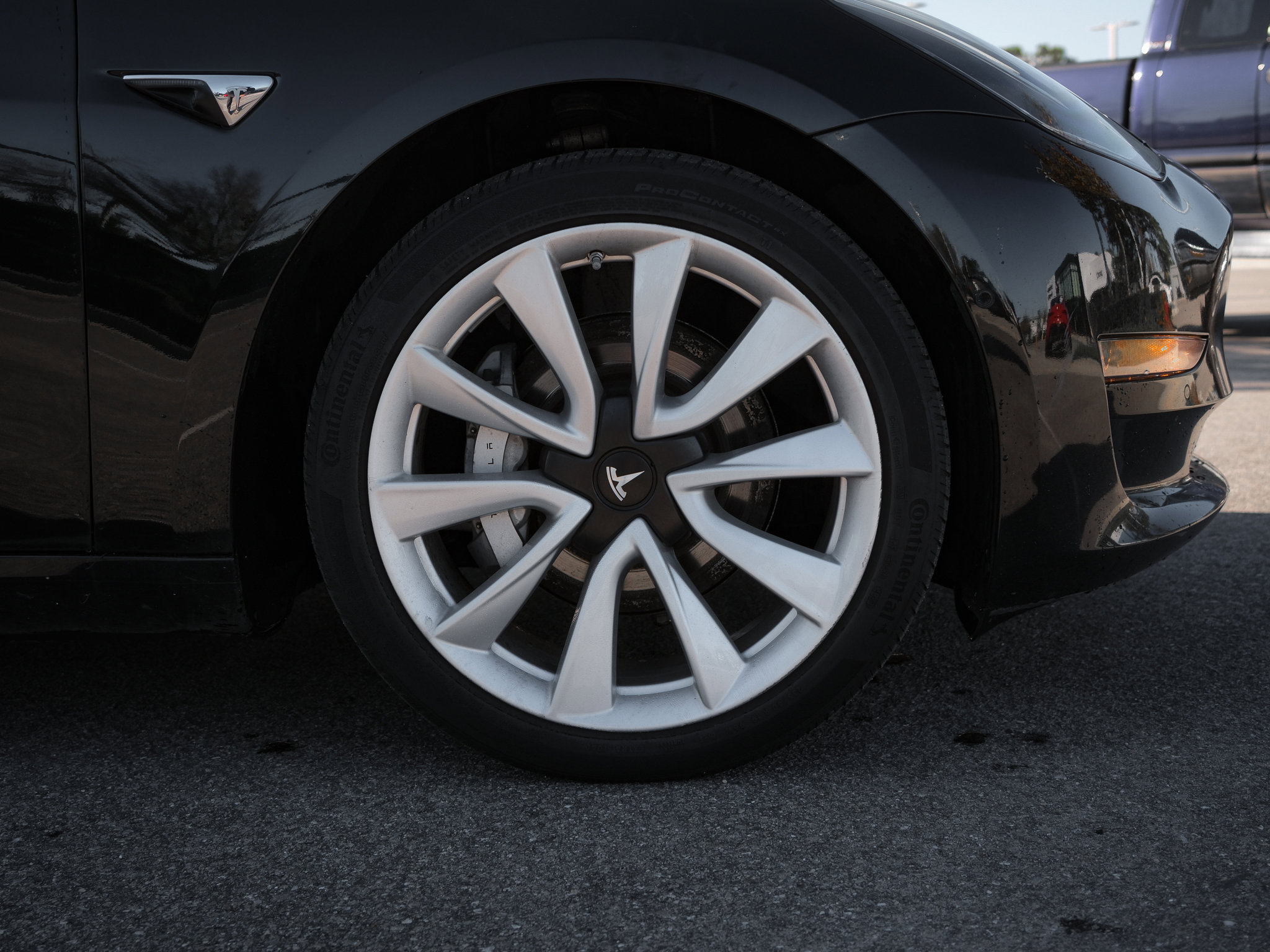 Used 2018 Tesla Model 3 Long Range image 13