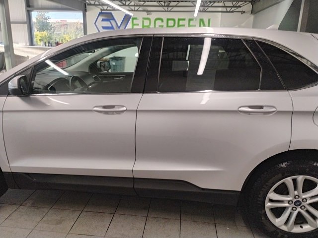 Used 2019 Ford Edge SEL w/ Equipment Group 201A image 4