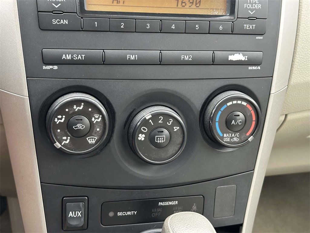 Used 2009 Toyota Corolla LE image 4