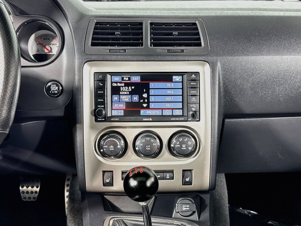 Used 2014 Dodge Challenger SRT8 w/ Harman/Kardon Audio Group RWD image 17