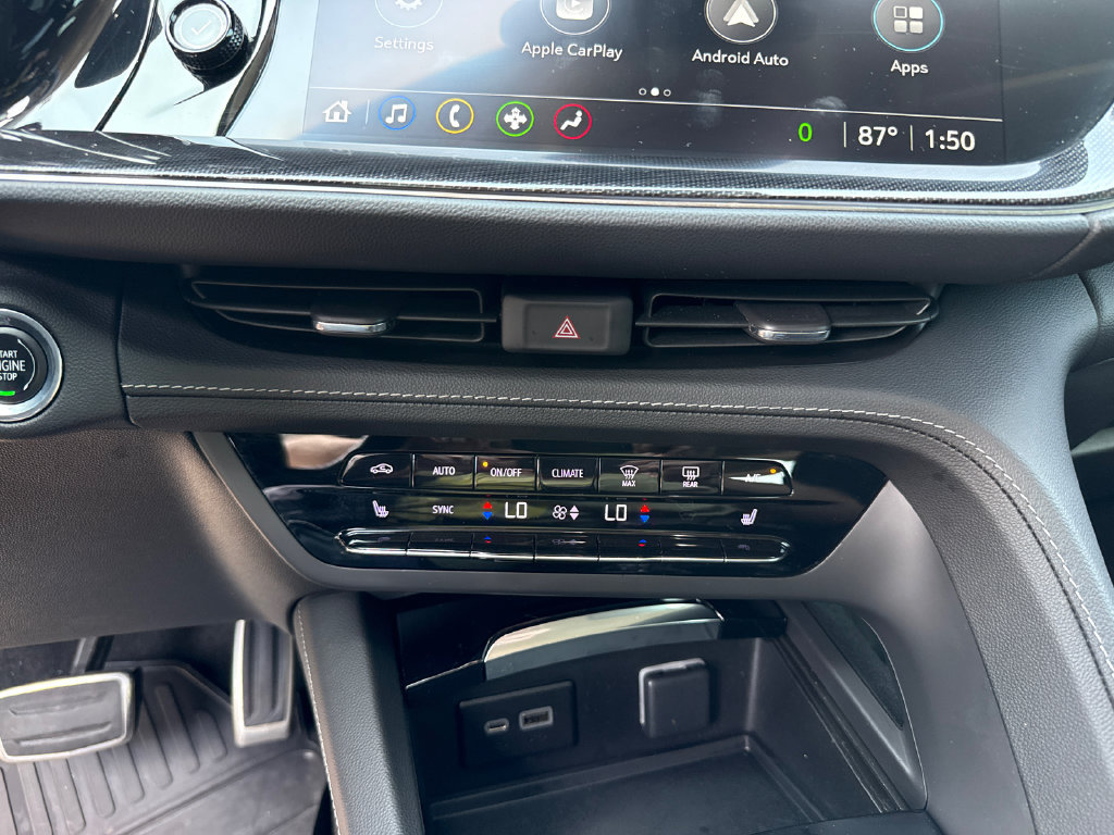 Used 2023 Buick Envision Preferred FWD image 28