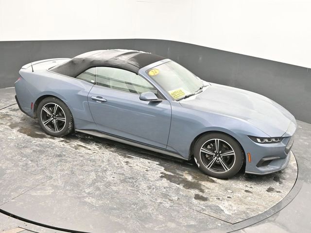 Used 2024 Ford Mustang Premium image 34