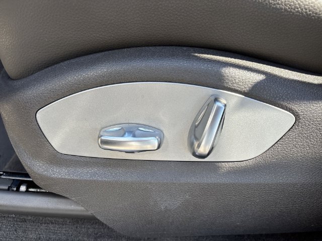 Used 2021 Porsche Macan S AWD/4WD image 20