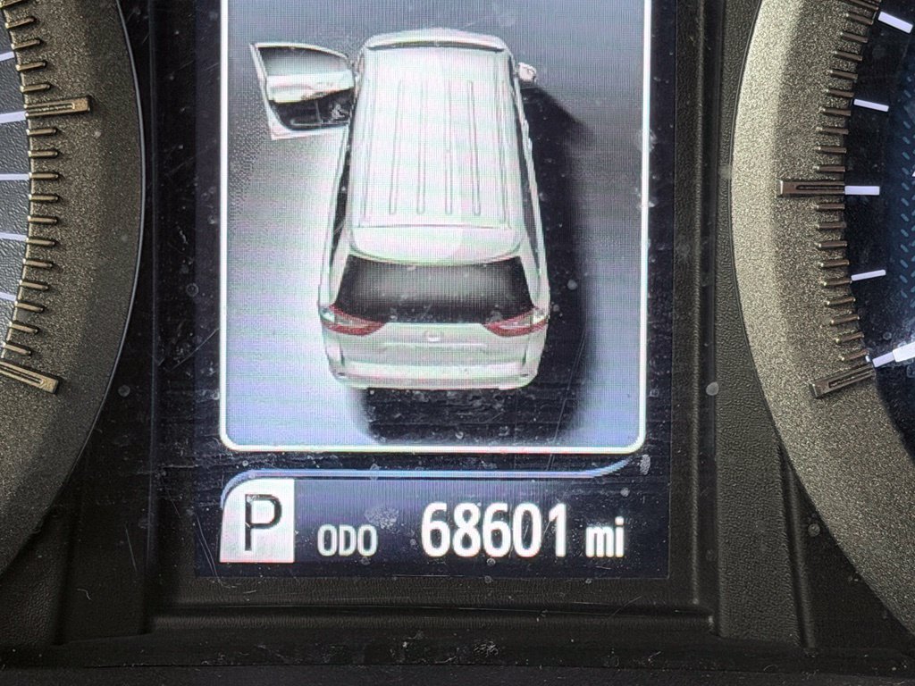 Used 2018 Toyota Sienna XLE w/ XLE Navigation Package FWD image 42