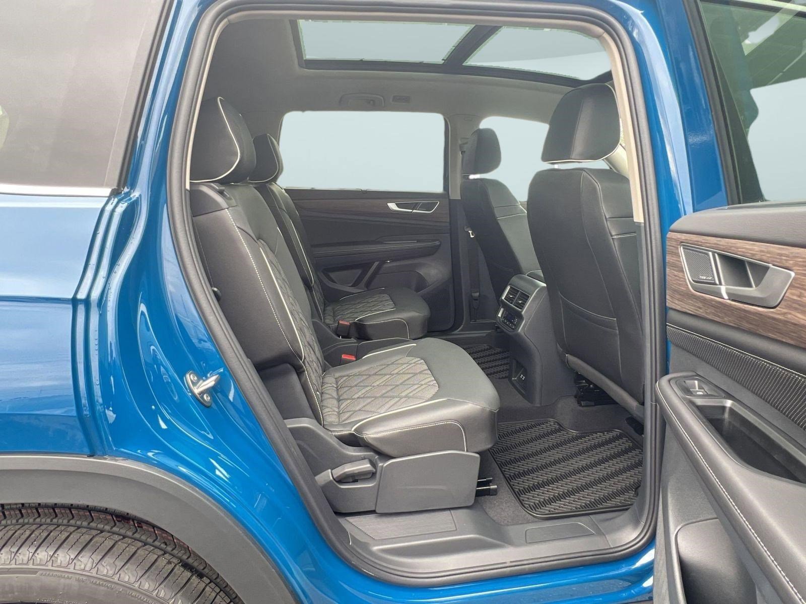 New 2026 Volkswagen Atlas SEL Premium R-Line image 27