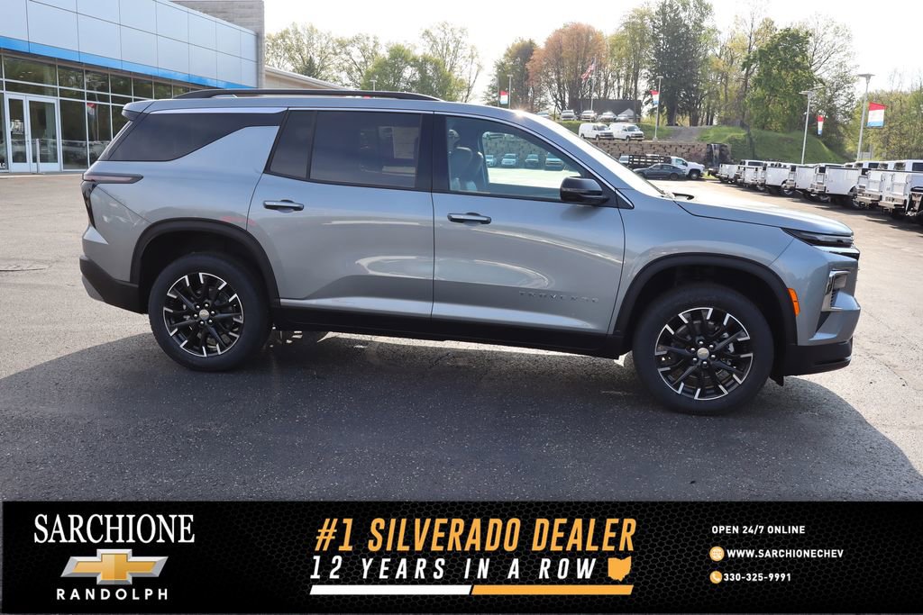 New 2026 Chevrolet Traverse LT w/ Sun and Wheel Package AWD/4WD image 1