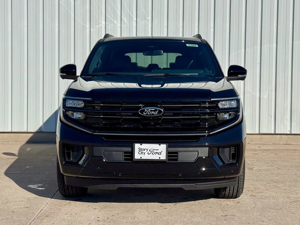New 2025 Ford Expedition Platinum w/ Stealth Performance Package image 8