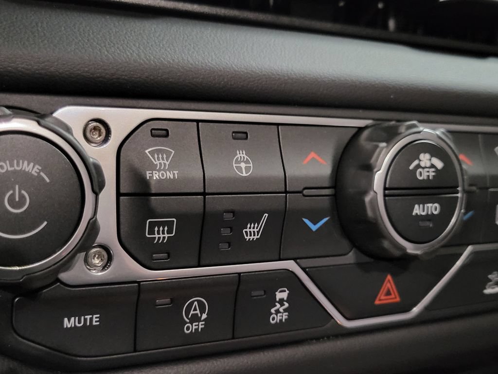 New 2026 Jeep Gladiator Mojave AWD/4WD image 11