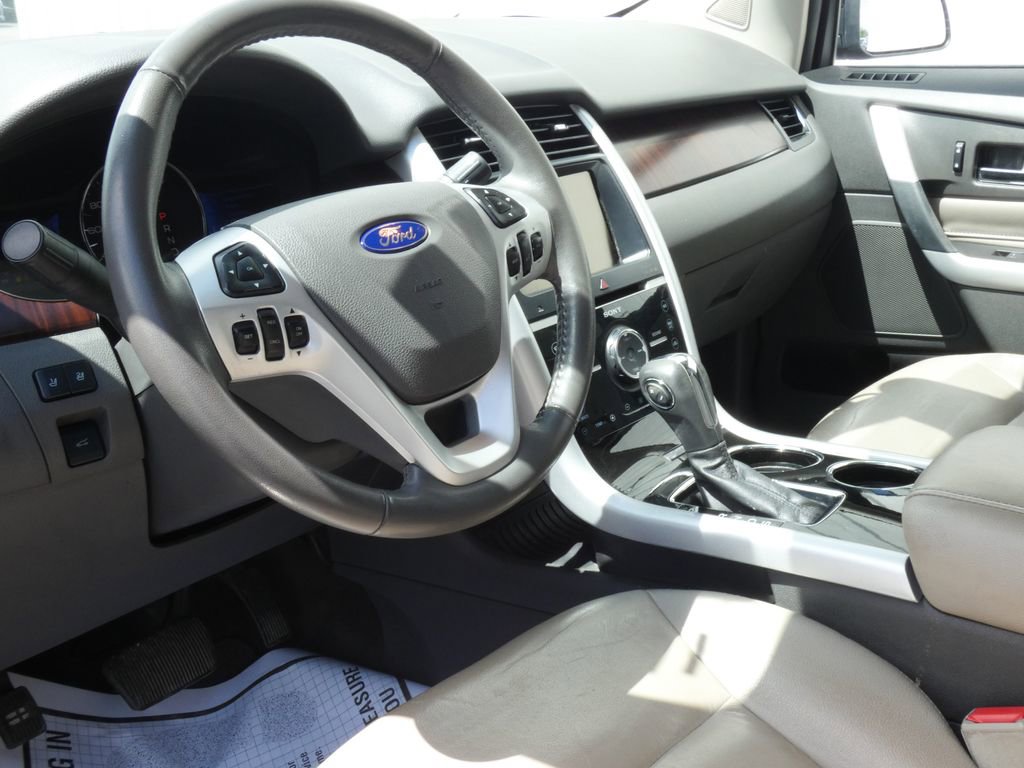 Used 2013 Ford Edge Limited w/ Driver Entry Pkg FWD image 10